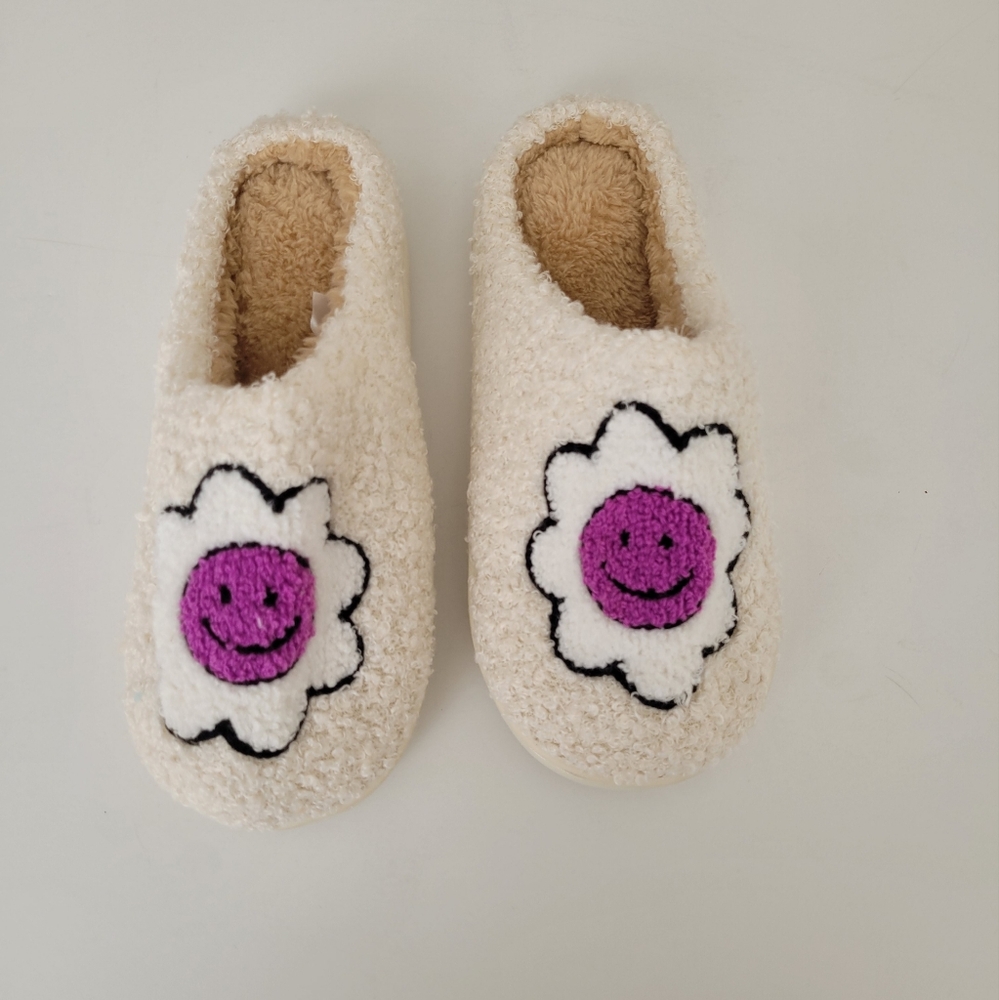 Teddy Slippers With Flowers